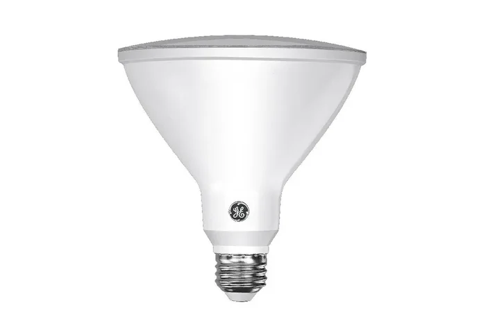 GE LED27DP38OW830/15 27W LED PAR38 HO Lamp 3000K 3100Lm 80 CRI 120V Dimmable 15 Degree Beam Angle E26 Base (93314739)